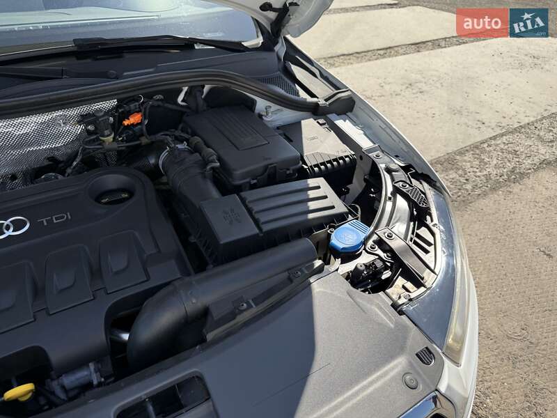 Позашляховик / Кросовер Audi Q3 2014 в Ужгороді фото 54 Позашляховик / Кросовер Audi Q3 2014 в Ужгороді