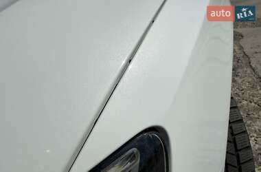 Внедорожник / Кроссовер Audi Q3 2014 в 