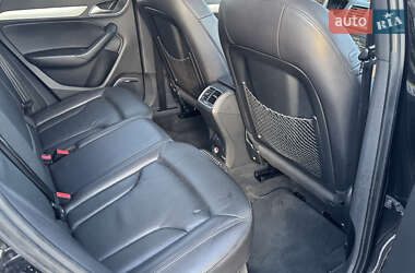 Внедорожник / Кроссовер Audi Q3 2014 в 