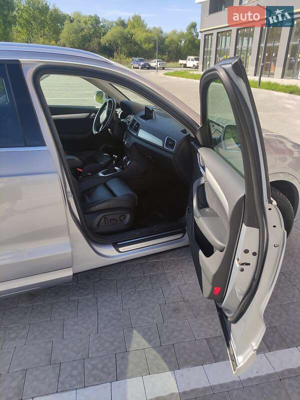 Внедорожник / Кроссовер Audi Q3 2014 в Львове