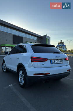 Внедорожник / Кроссовер Audi Q3 2012 в 