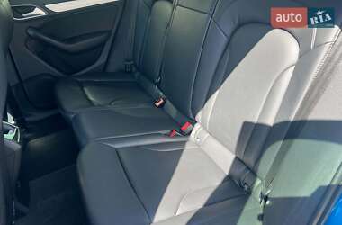 Внедорожник / Кроссовер Audi Q3 2017 в 