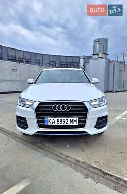 Позашляховик / Кросовер Audi Q3 2017 в Києві