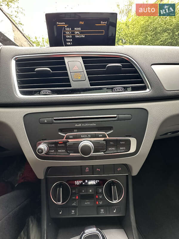 Внедорожник / Кроссовер Audi Q3 2017 в Тернополе