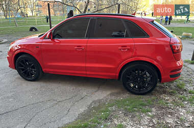 Внедорожник / Кроссовер Audi Q3 2017 в 