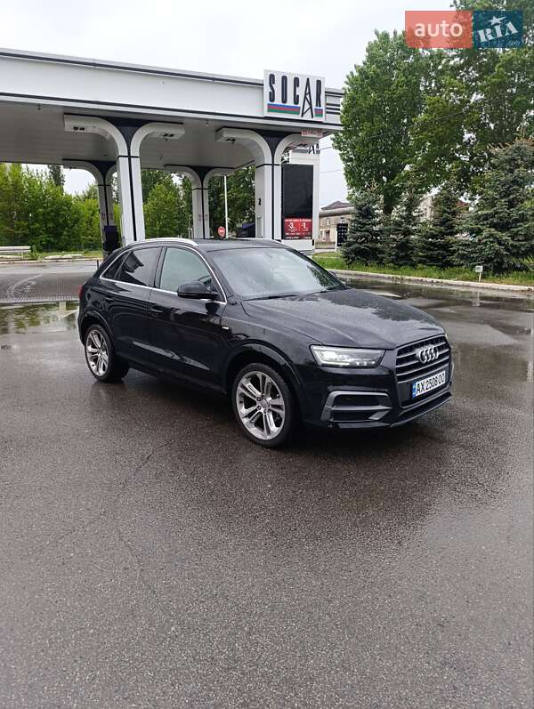 Внедорожник / Кроссовер Audi Q3 2016 в Харькове