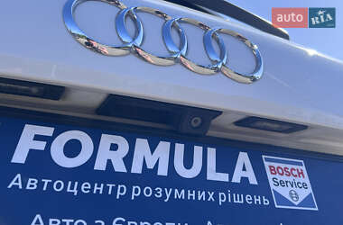 Внедорожник / Кроссовер Audi Q3 2015 в 