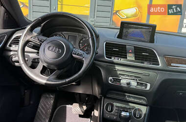 Внедорожник / Кроссовер Audi Q3 2016 в 