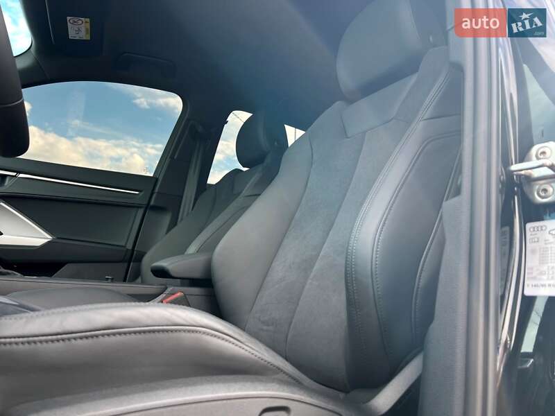 Внедорожник / Кроссовер Audi Q3 2024 в Киеве