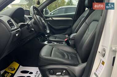 Внедорожник / Кроссовер Audi Q3 2016 в 