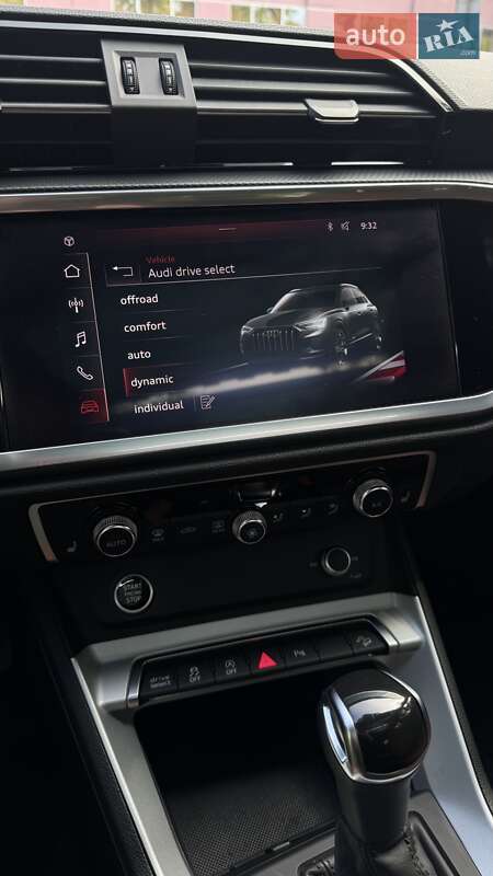 Позашляховик / Кросовер Audi Q3 2020 в Одесі
