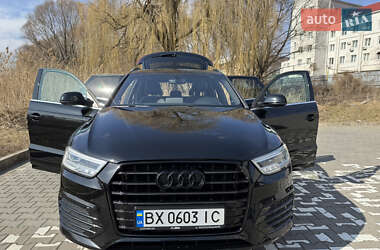 Позашляховик / Кросовер Audi Q3 2016 в 