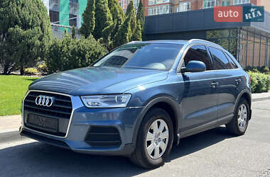 Внедорожник / Кроссовер Audi Q3 2016 в Днепре