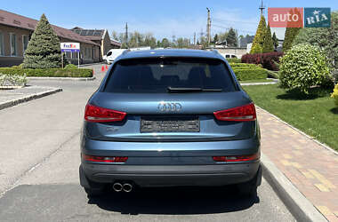 Внедорожник / Кроссовер Audi Q3 2016 в 