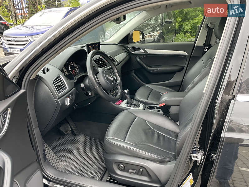 Внедорожник / Кроссовер Audi Q3 2014 в Львове