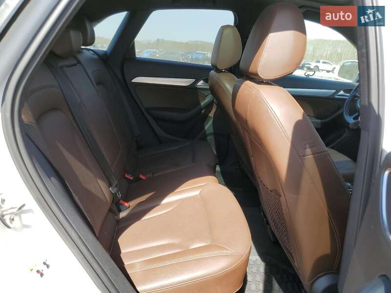 Внедорожник / Кроссовер Audi Q3 2018 в Львове