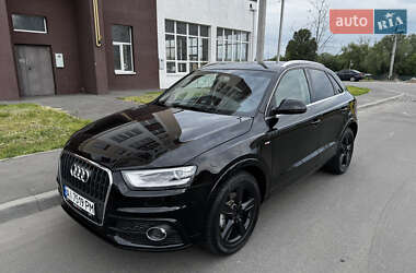 Внедорожник / Кроссовер Audi Q3 2015 в Киеве