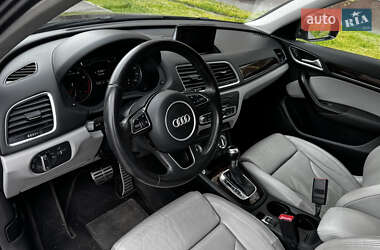 Позашляховик / Кросовер Audi Q3 2015 в 