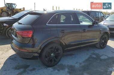 Внедорожник / Кроссовер Audi Q3 2016 в 