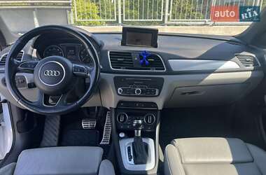 Внедорожник / Кроссовер Audi Q3 2017 в 