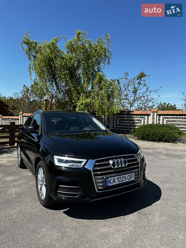 Позашляховик / Кросовер Audi Q3 2016 в Києві