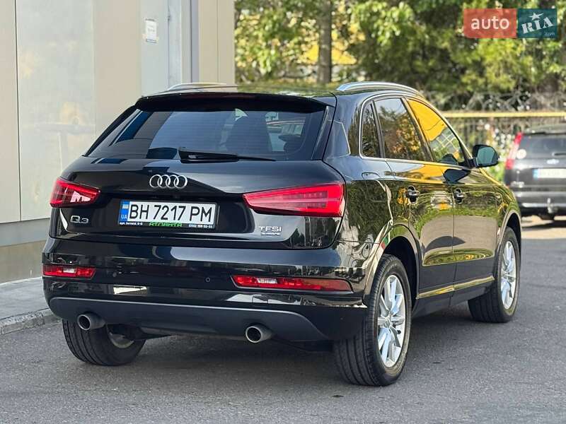 Позашляховик / Кросовер Audi Q3 2015 в Одесі