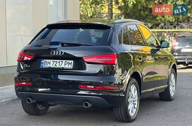 Внедорожник / Кроссовер Audi Q3 2015 в 