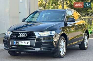 Внедорожник / Кроссовер Audi Q3 2015 в Одессе