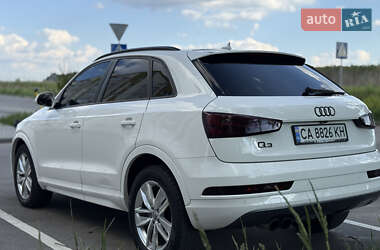 Внедорожник / Кроссовер Audi Q3 2017 в 