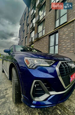 Позашляховик / Кросовер Audi Q3 2021 в Львові