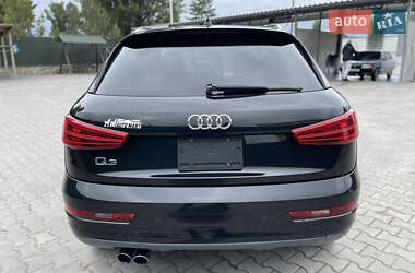Внедорожник / Кроссовер Audi Q3 2016 в 