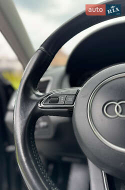 Внедорожник / Кроссовер Audi Q3 2013 в 