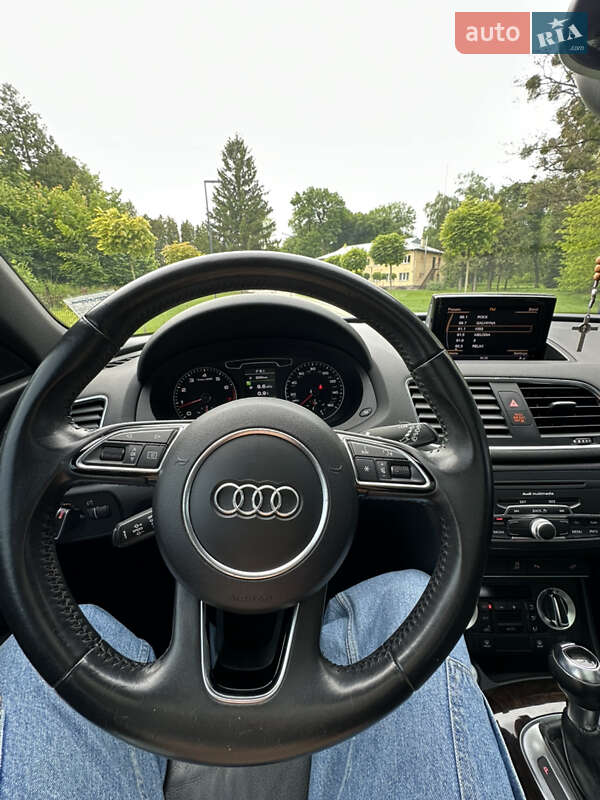 Позашляховик / Кросовер Audi Q3 2014 в Львові