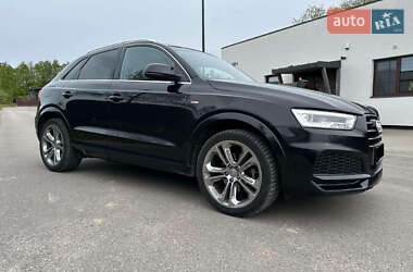 Внедорожник / Кроссовер Audi Q3 2017 в 