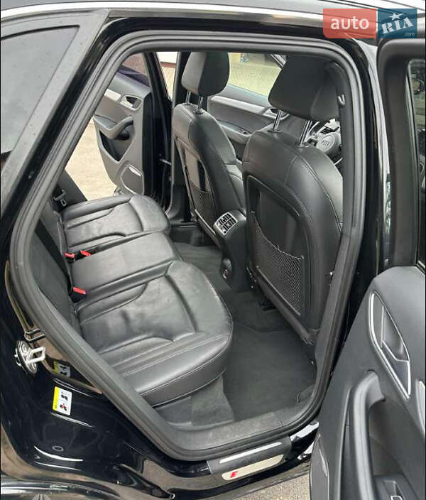 Внедорожник / Кроссовер Audi Q3 2017 в Киеве