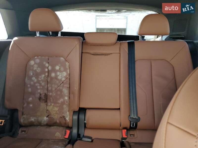 Внедорожник / Кроссовер Audi Q3 2021 в Ровно