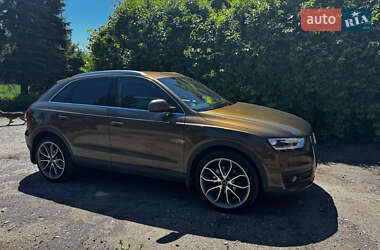Внедорожник / Кроссовер Audi Q3 2012 в 