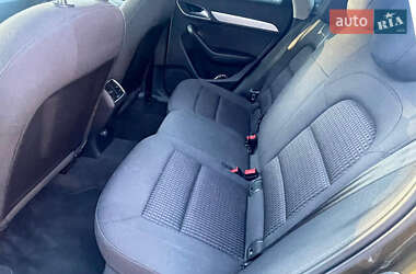 Внедорожник / Кроссовер Audi Q3 2012 в 