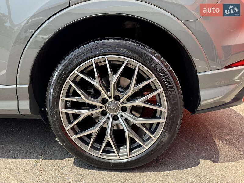 Внедорожник / Кроссовер Audi Q3 2020 в Одессе