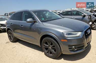 Внедорожник / Кроссовер Audi Q3 2014 в 