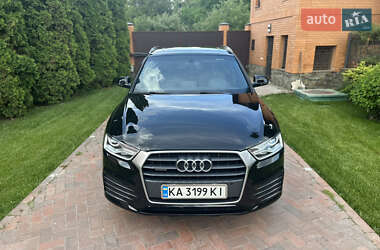 Внедорожник / Кроссовер Audi Q3 2017 в 