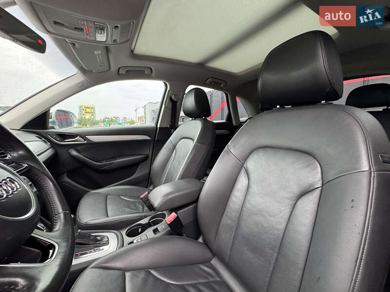 Позашляховик / Кросовер Audi Q3 2015 в Луцьку
