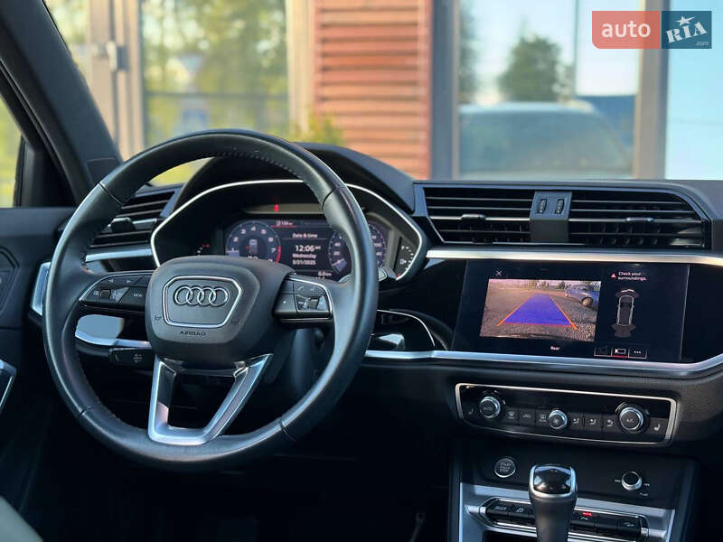 Позашляховик / Кросовер Audi Q3 2019 в Львові