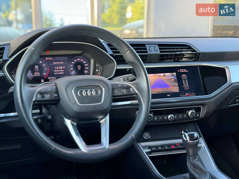 Позашляховик / Кросовер Audi Q3 2019 в Львові