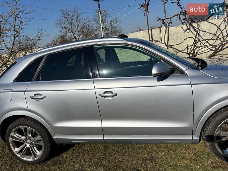 Внедорожник / Кроссовер Audi Q3 2014 в Львове