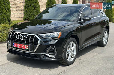 Внедорожник / Кроссовер Audi Q3 2019 в Виннице