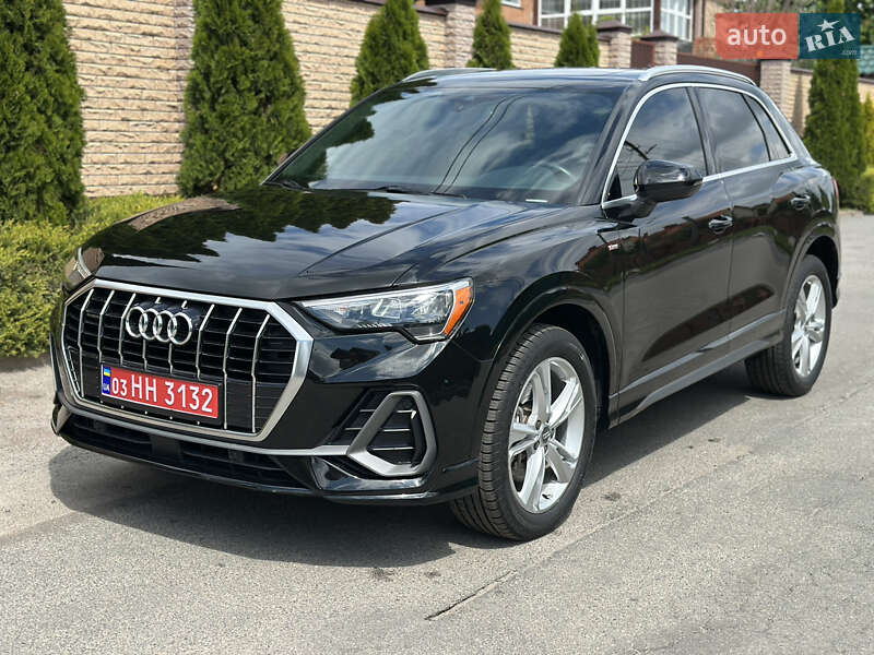 Позашляховик / Кросовер Audi Q3 2019 в Вінниці