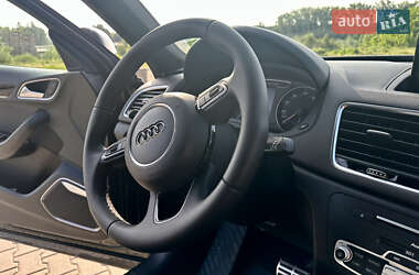 Внедорожник / Кроссовер Audi Q3 2016 в 