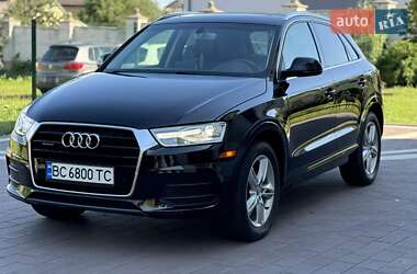 Позашляховик / Кросовер Audi Q3 2016 в 