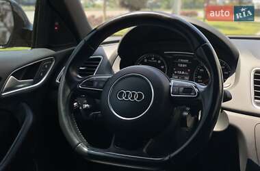 Внедорожник / Кроссовер Audi Q3 2017 в 